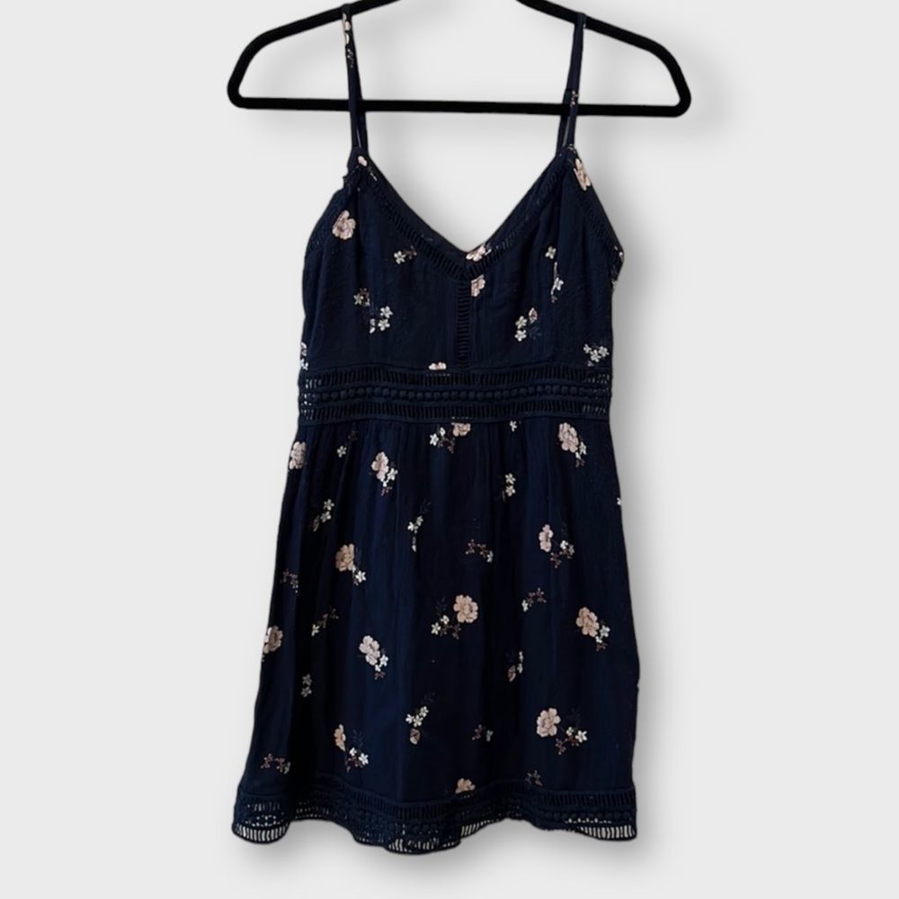 Abercrombie & Fitch Floral Cutout Dress